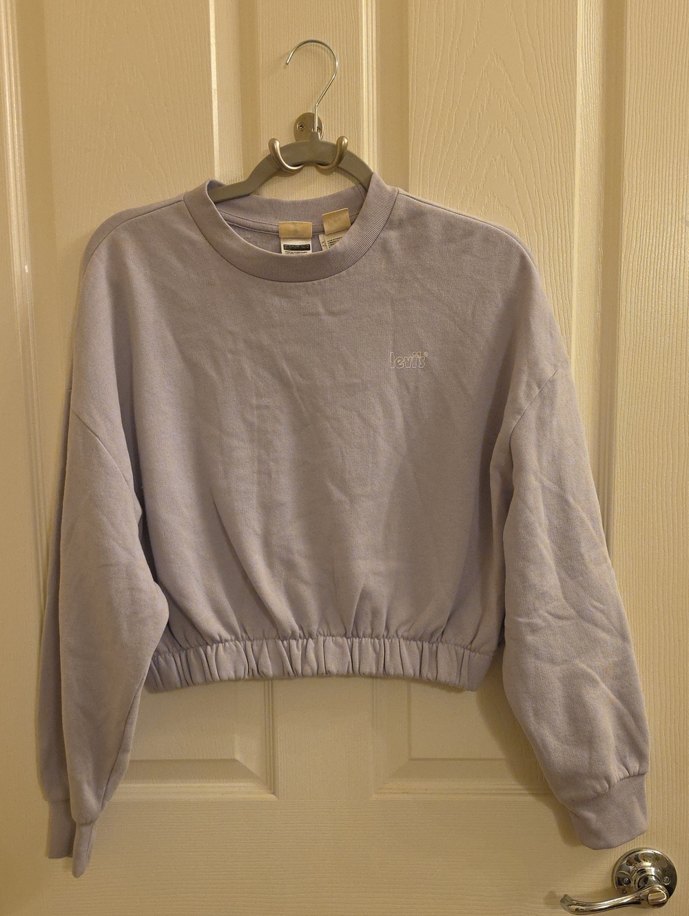 Levi's Lavender Cropped Crewneck Sweatshirt